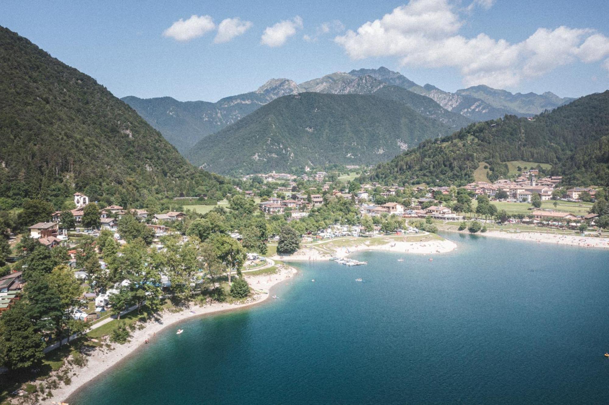 ALPieve Albergo Pieve Pieve Di Ledro Buitenkant foto