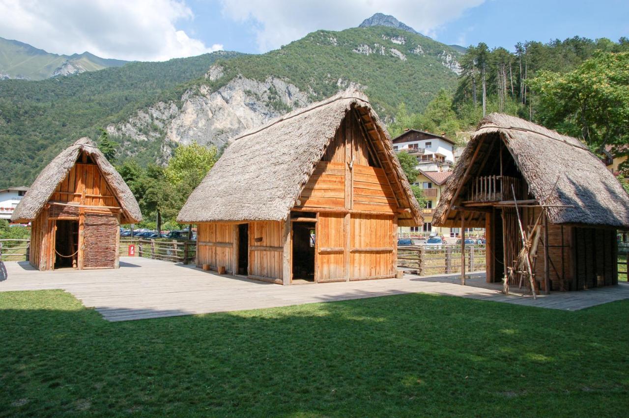 ALPieve Albergo Pieve Pieve Di Ledro Buitenkant foto